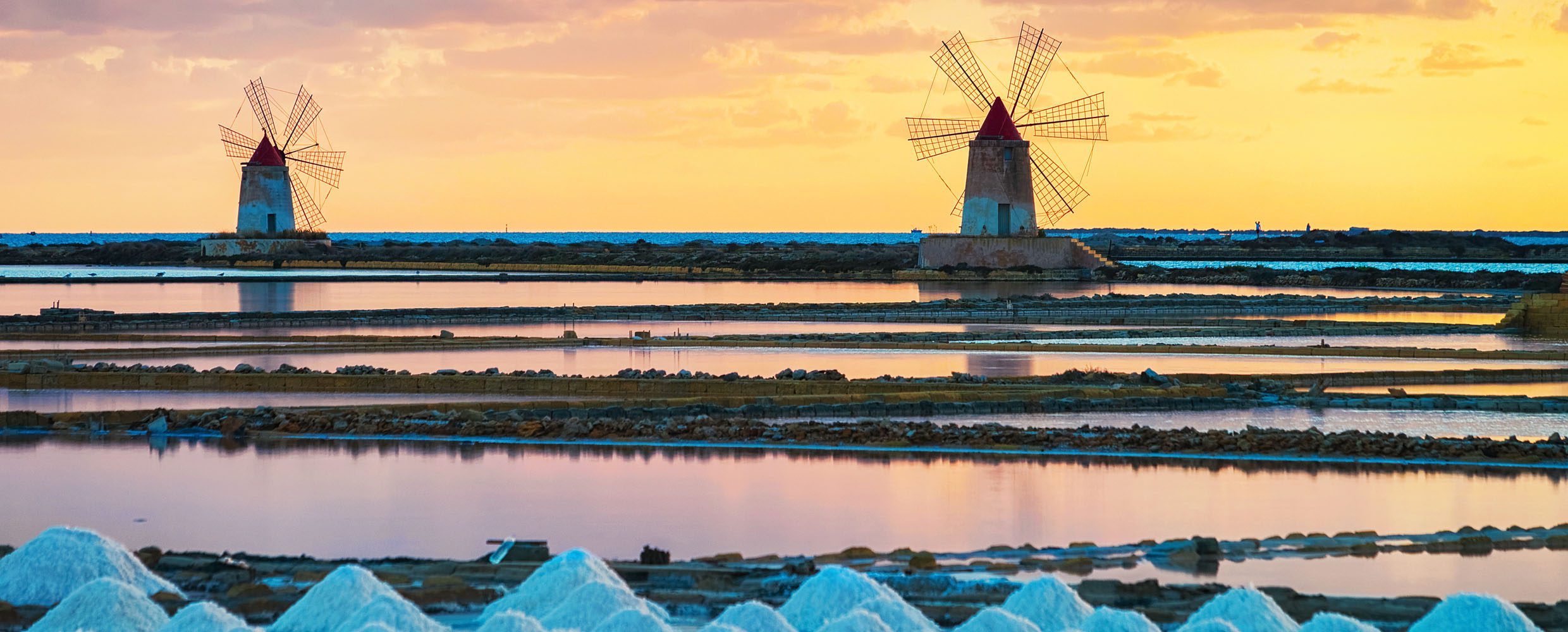 Saline di Nubia: Guida tra Sale e Tramonti